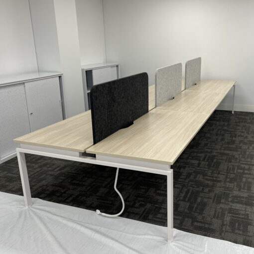 6 Person Desk with Partitions - 4500 x 1500 - SOLD