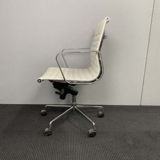 Replica Eames Aluminium Group Boardroom Chairs - SOLD - Image 4