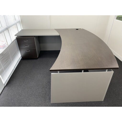 Executive Desk & Return - 2100 x 1100 - SOLD - Image 3