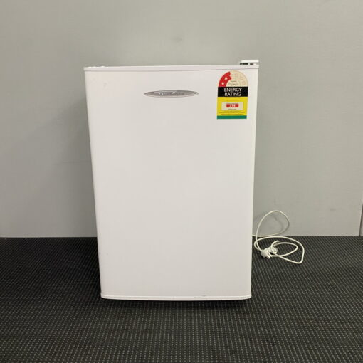 Fisher & Paykel P120 115L Bar Fridge - SOLD
