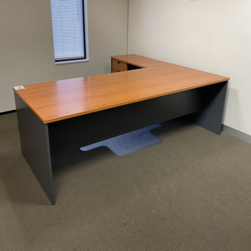Desk and Return - 2100 x 1800 - SOLD