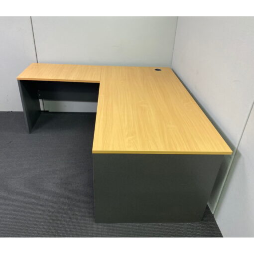 Desk and Return - 1800 x 1800 - SOLD - Image 4