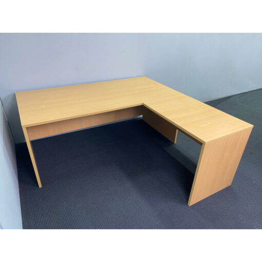 Desk and Return - 1500 x 1650 - 1 available