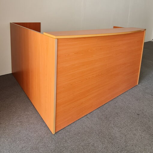 Reception Desk 1800 x 1850 - SOLD
