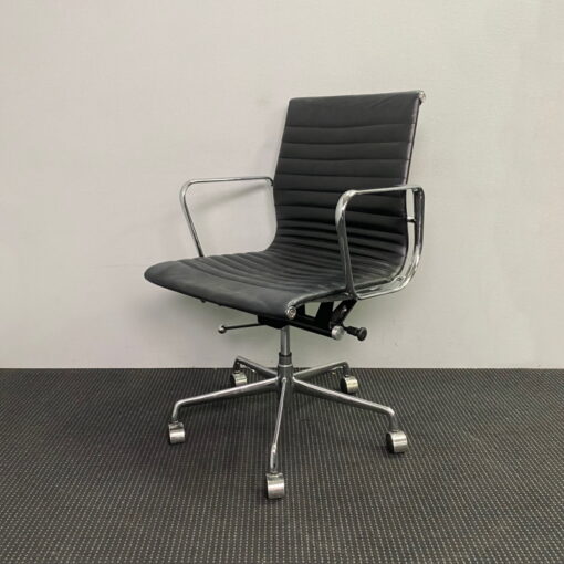 Replica Eames Management Office Chair - SOLD - Image 2
