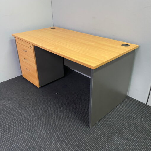Straight Desk - 1500 x 750 - SOLD - Image 2