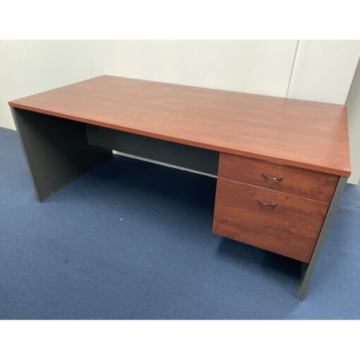 Straight Desk - 1800 x 900 - SOLD