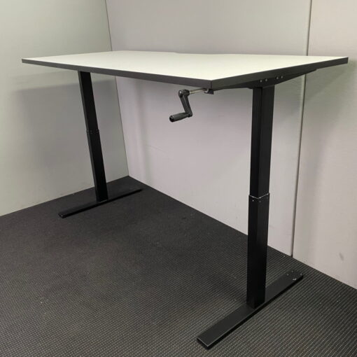Manual Height Adjustable Desk 1600 x 750 - SOLD