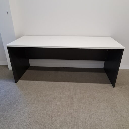 Straight Desk - 1800 x 750 - SOLD