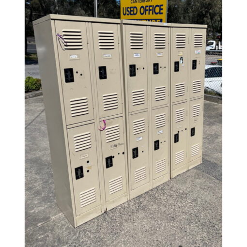 4 Doors Locker - SOLD