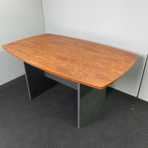 Small Meeting Table - 1500 x 900 - 1 available - Image 2