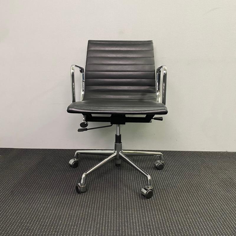 Replica Eames Management Office Chair SOLD Canterbury Used Office