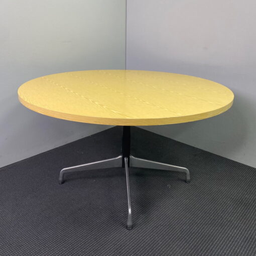 Round Table 1350D with Herman Miller Eames® Universal Base - SOLD - Image 2