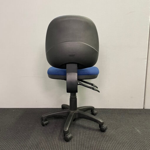 Office Chair - 1 available - Image 4