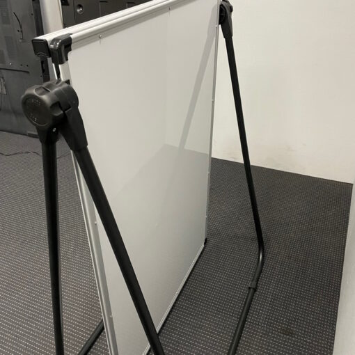J.Burrows Magnetic Flipchart Easel 700 x 1000 mm - SOLD - Image 7