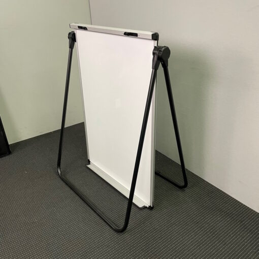 J.Burrows Magnetic Flipchart Easel 700 x 1000 mm - SOLD - Image 6