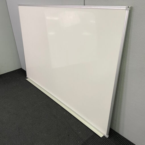 Wall Mounted Whiteboard - 1800 x 1200 - SOLD - Image 2