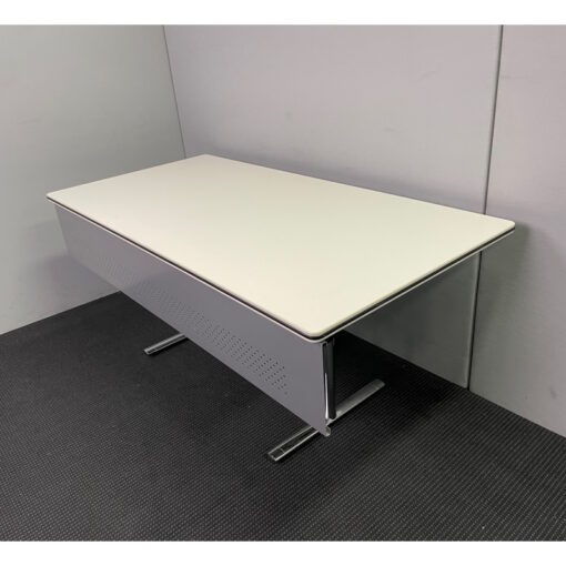 Straight Desk 1600 x 800 - SOLD