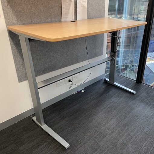 Electric Height Adjustable Desk 1600 x 800 - SOLD