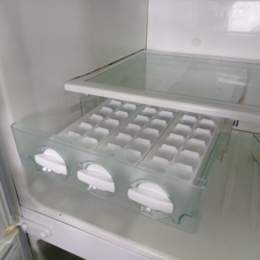 Westinghouse WTM5200WBL 520L Top Mount Fridge - SOLD - Image 3