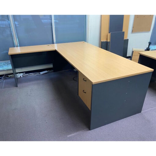 Desk and Return 2100 x 1800 - SOLD