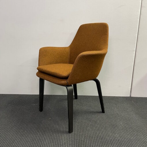 Minotti York Armchairs - 6 available - Image 2