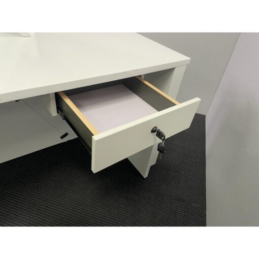 Reception Desk 1600 x 600 - SOLD - Image 9