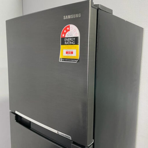 Samsung 326L Top Mount Frost Free Fridge SRT3300B - SOLD - Image 6