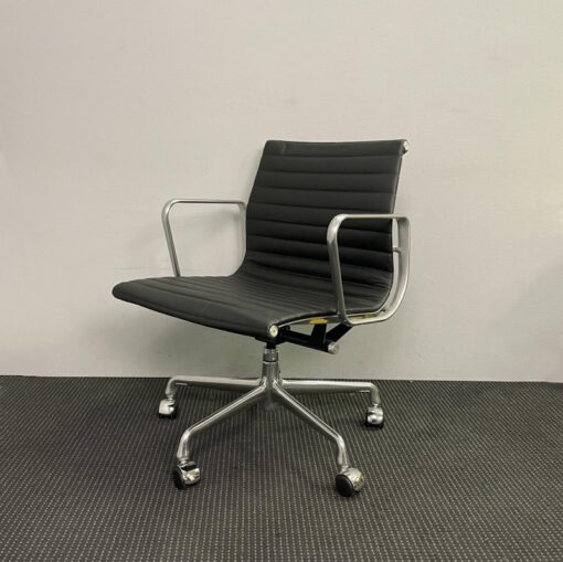 Herman Miller Eames Aluminium Group Boardroom Chair - SOLD - Image 2