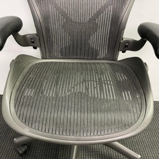 Herman Miller Aeron Office Chair Size B - Image 5