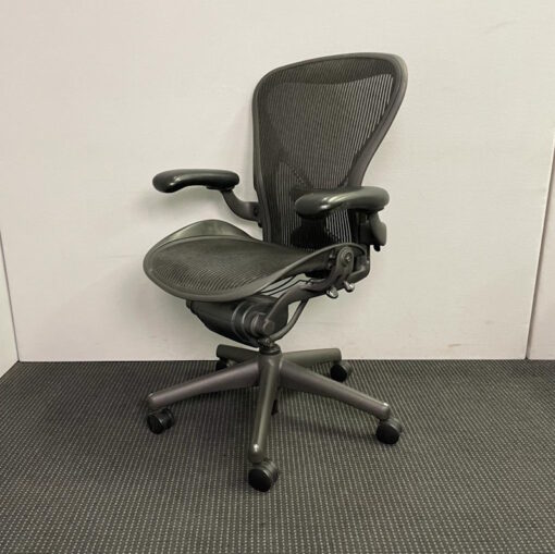Herman Miller Aeron Office Chair Size B - Image 2