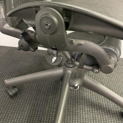 Herman Miller Aeron Office Chair Size B - Image 6
