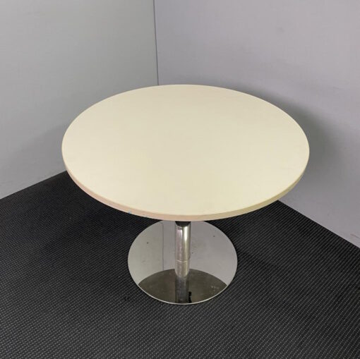 Round Table - 900mm in Diameter - SOLD - Image 2