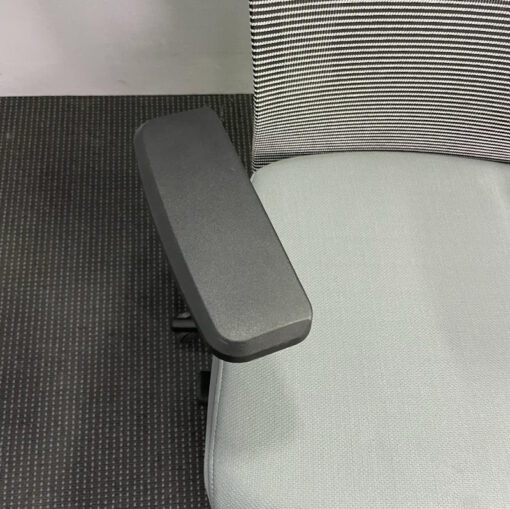 Mesh Office Chair - 1 available - Image 7