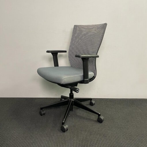 Mesh Office Chair - 1 available - Image 2