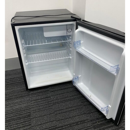 Devanti 70L Portable Mini Bar Fridge - SOLD - Image 3