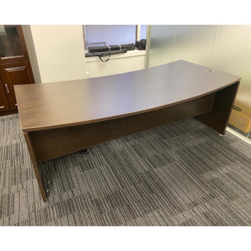 Executive Desk Curved Front - 2100 x 900 - SOLD