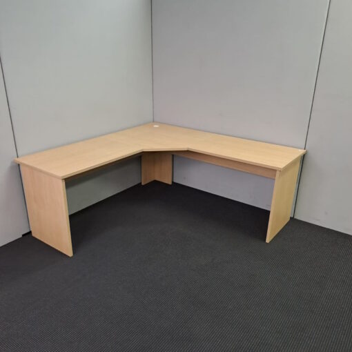 Corner Workstation 1800 x 1800 - SOLD - Image 4