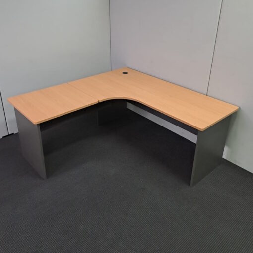 Corner Workstation 1800 x 1800 - SOLD - Image 2