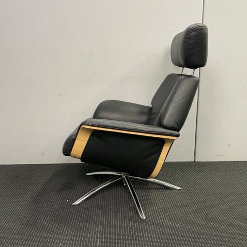 IMG Comfort Norway Space 57.57 Recliner & Ottoman - SOLD - Image 5