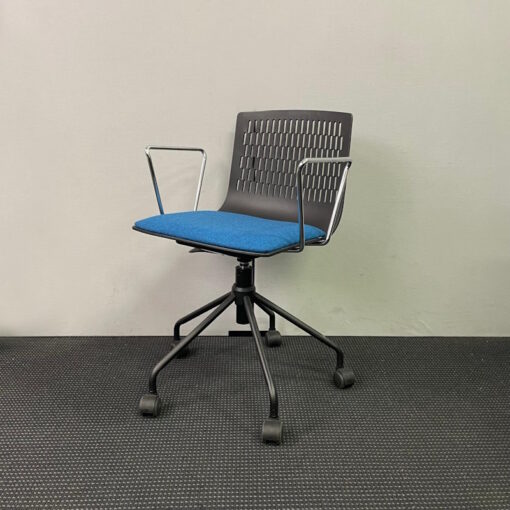 Meeting Chair - 8 available