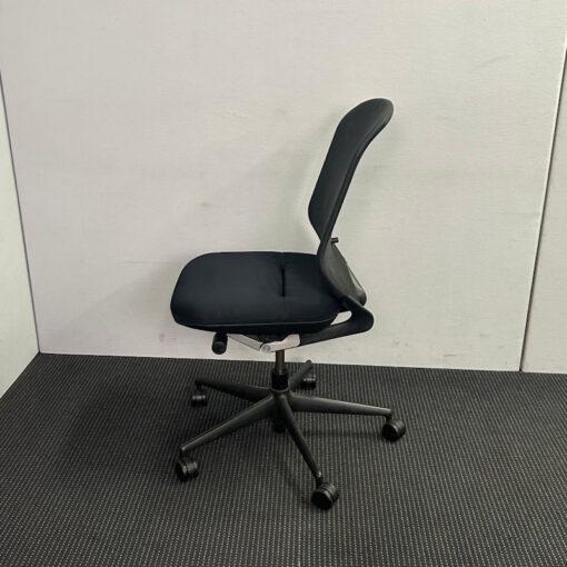 Vitra Mesh Back Gas Lift Chair - SOLD - Image 4