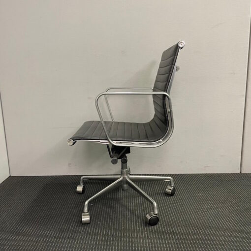 Replica Eames Management Office Chair - SOLD - Image 3