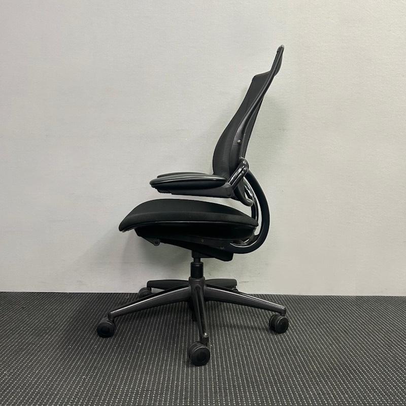Humanscale Liberty Mesh Task Chair - SOLD - Image 3