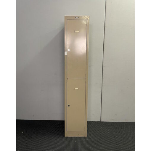 2 Doors Locker - 1 available