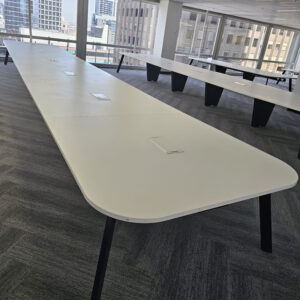 Boardroom Table / Multi Person Workstation