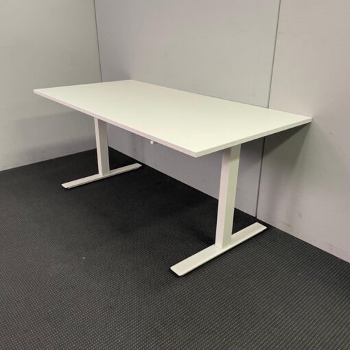 Manual Height Adjustable Desk Ikea 1600 x 800 - SOLD - Image 3