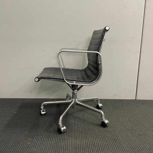Genuine Herman Miller Eames Aluminium Group Boardroom Chair - SOLD - Image 4