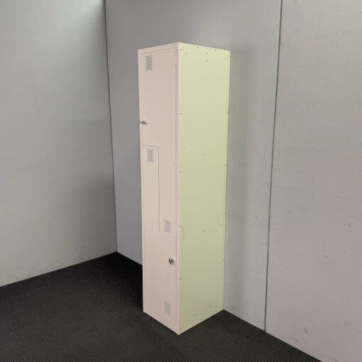 2 Doors Lockers - 1 available - Image 2
