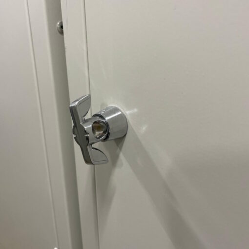2 Doors Lockers - 1 available - Image 6